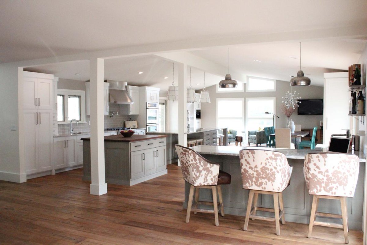 raleightile's tweet photo. Why should you consider hardwood floors? Hardwood flooring handles heavy foot traffic, children and toys, and even dogs. With a quality sealer and protective coat, along with normal maintenance and cleaning, hardwood floors will look great for many years. https://t.co/E89diW7uyY