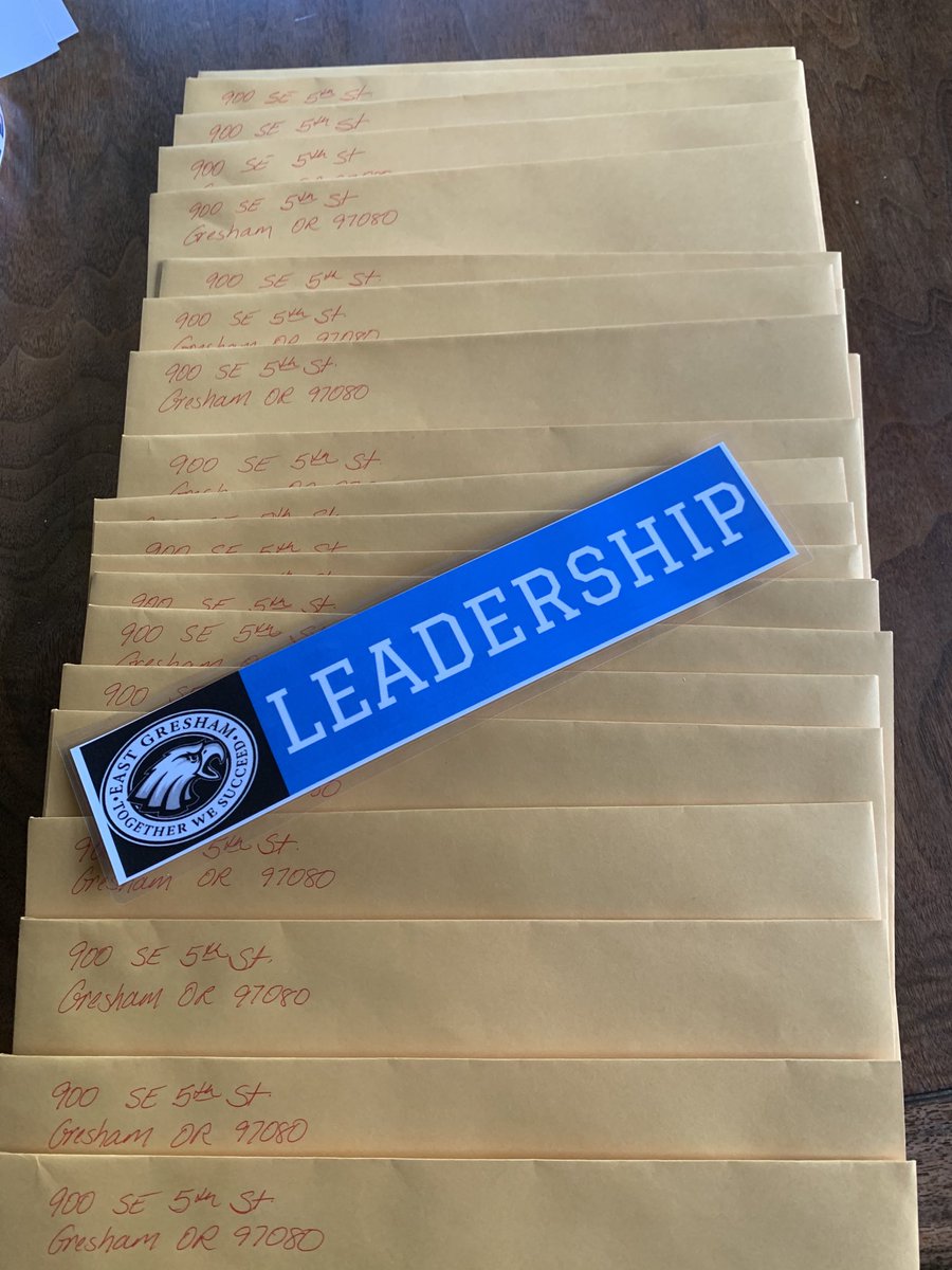 afewthingsworth's tweet photo. Confession: I am not a Pinteresty Principal...but I promise the LOVE is real with each personalized note, Leadership bookmark, and a Starbucks treat on its way snail mail to #AbsoluteRockstar #TeacherLeaders today. #DistanceLearning is hard 😌 https://t.co/HkCtFgjTKn