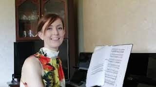 NIOpera's tweet image. Following on from our 'NI Opera At Home' kitchen percussion video last week, here's mezzo soprano @Sarah_Richmond_  with a 20 minute singing lesson designed for primary age children.  Click on the link to watch the lesson. @ArtsCouncilNI #singinglesson 

youtu.be/GUc8xwd2pNU
