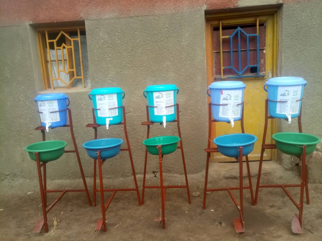 CorpsAfricaRda's tweet photo. and sensitize them about practices to protect against  covid 19.
@CorpsRwanda
@RwandaLocalGov https://t.co/z8qwdnJM0L