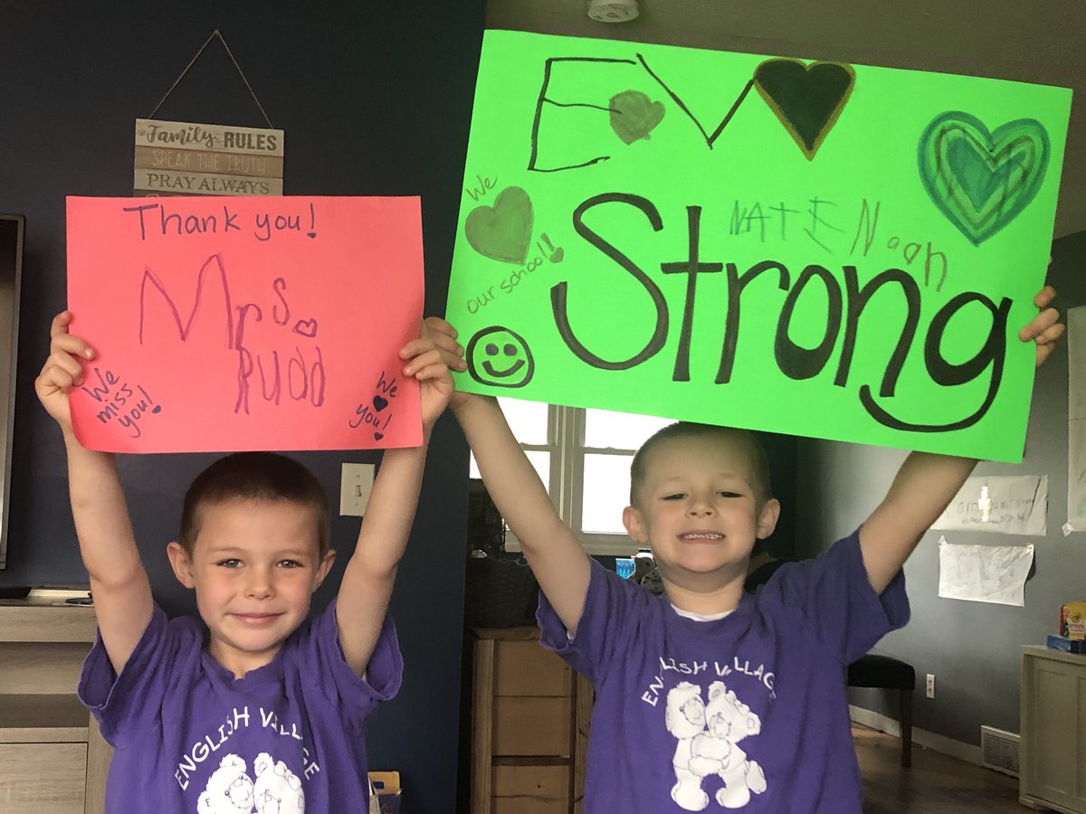 Carole45737487's tweet photo. ⁦@MrsRuddsKinder⁩ We 💙 You!! https://t.co/SmbPeMwglr