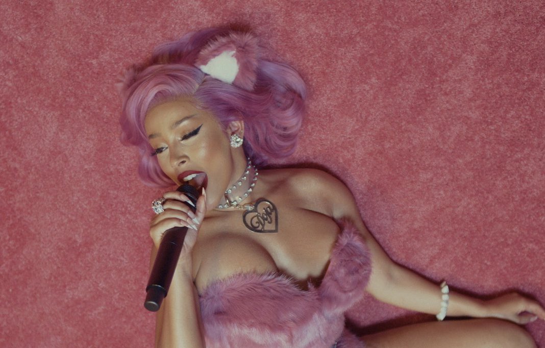 Doja Cat has released her official VEVO Lift live performance of 'Say ...