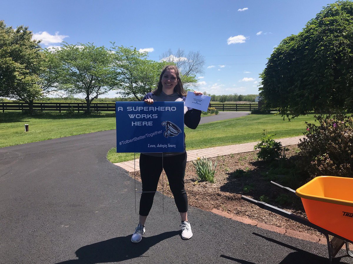 danabober's tweet photo. Just finished delivering yard signs and treats to our ⁦@Tolbert_ES⁩ staff! They are truly the most hardworking and dedicated staff! ⁦@Susan_M_Mullen⁩ and ⁦@MehalchickR⁩ and I are lucky to have the best team! Happy staff appreciation! #TolbertBetterTogether https://t.co/9ufAOBrAtK
