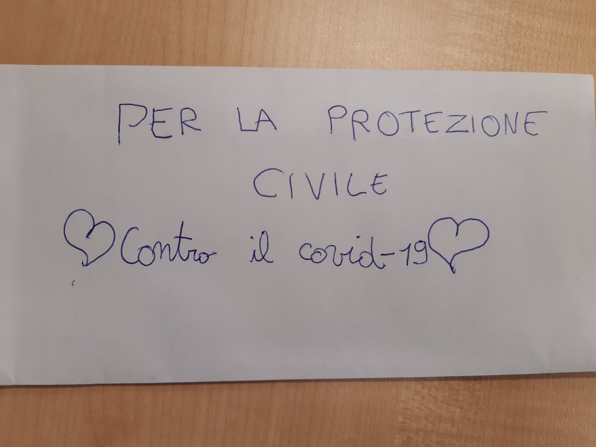 PPordenone's tweet photo. doni che fanno bene al cuore grazie Elena (8 anni) #volontaridivalore #protezionecivile #Pordenone #socialmediacommunityFVG https://t.co/xaHdnKLz7n