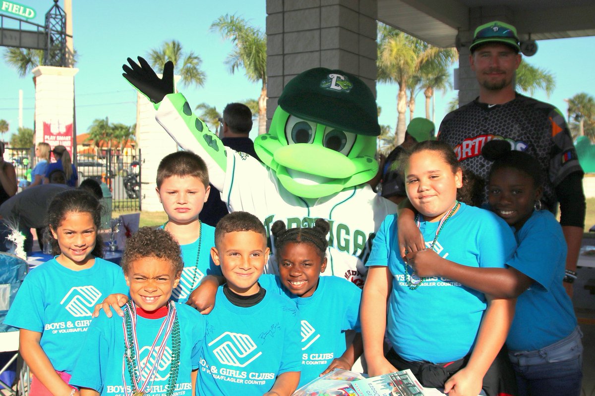 BGClubFun's tweet photo. The @daytonatortugas are so much more than just Minor League Baseball. They are #history. They are #community. They are #family. They are #americasfavoritepastime. They #giveback. They #teach. They #respect. They #getinvolved. They #entertain. #savethetortugas #gobackgiveback https://t.co/24uDAiEF3b