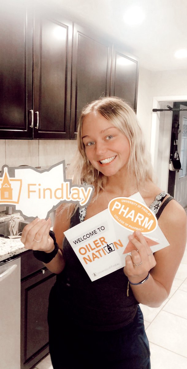 GearUp_Parma's tweet photo. VF Senior Kelista has committed to the University of Findlay, she was directly admitted into their Pharmacy program and received over $30,000 in academic scholarships! Congrats Kelista, we are proud of you! #GEARUPWorks #CollegeNowGC #ParmaProud #Classof2020🤩 https://t.co/Edu1a6UaKK