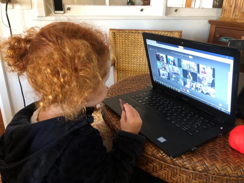 Reprise de la #continuitepédagogique le 4️⃣/5️⃣. Bon cours à tous. <a href="/aefeinfo/">AEFE</a> <a href="/ThomasRouchie/">Thomas Rouchié</a> .