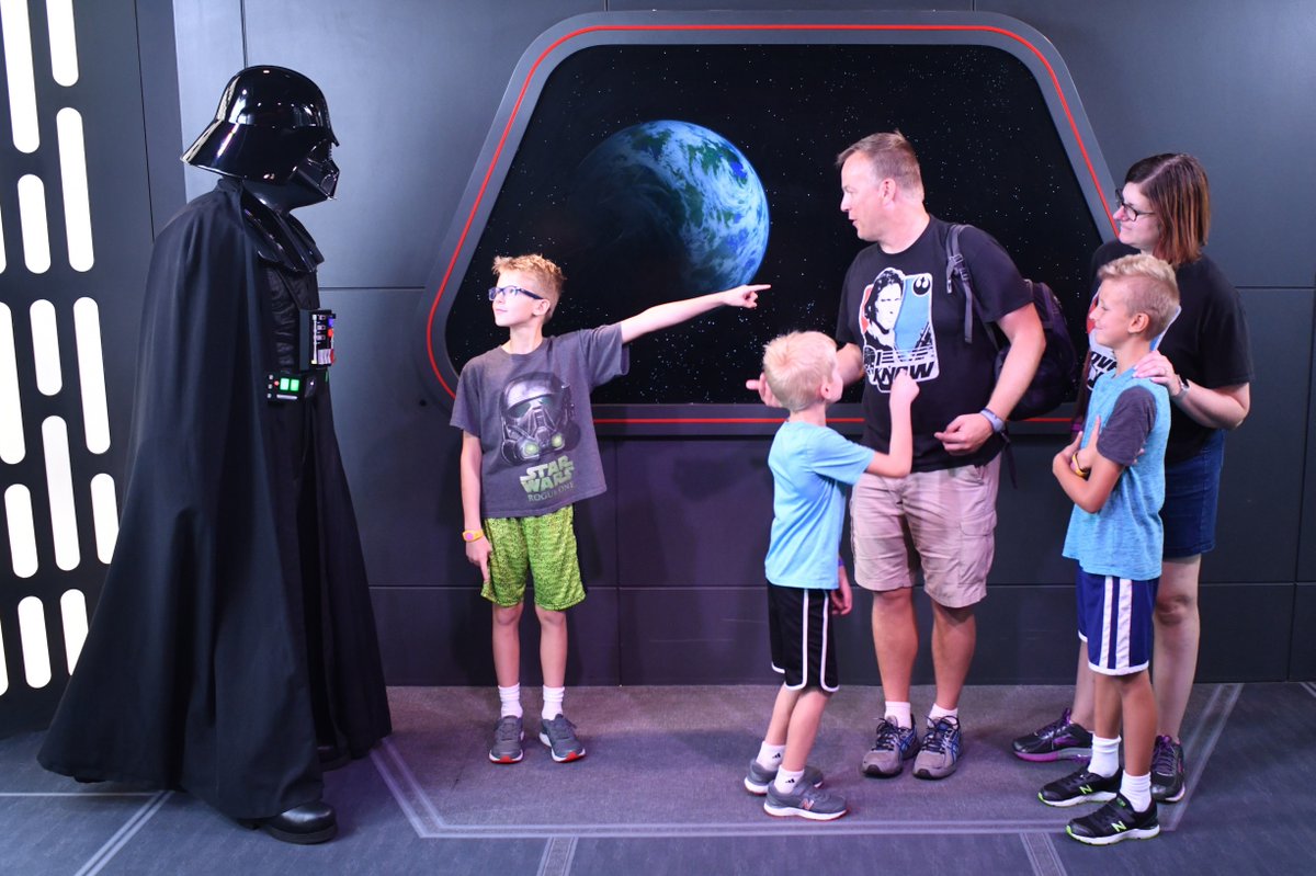 maythemousebwu's tweet photo. Happy #maythefourth !  One of my favorite images was when my 11yo took 0.3 seconds to rat me out as the Rebel Spy when Vader confronted us at #hollywoodstudios.  Anyone else have any great #starwars memories? @kwolff4545 #markthevacationeer #maythemousebewithyou https://t.co/G8BRSub8Rd
