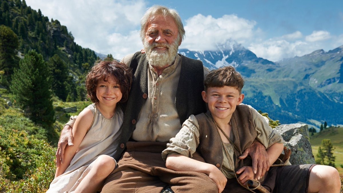 فيلم و قصة On Twitter Heidi 2015 فيلم ي جس د لنا شخصي ة هايدي الكرتونية وحكايتها مع جدها التي رافقتنا منذ الطفولة فيلم عائلي جميل يعيد الذكريات Https T Co V7krmftihu