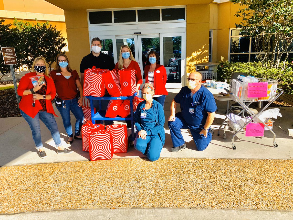 Trinity Target was happy to visit and provide snack bags to the Medical Center of Trinity behind our store. Thank you to all the men and women out on the front lines helping our community. #TogetherWeCan #StrongerTogether <a href="/tim_target/">TrinityTargetTim</a> <a href="/M_Kassay/">Melody Kassay</a> <a href="/aldenkooken/">Alden</a> <a href="/CCasarez1/">Christine</a>
