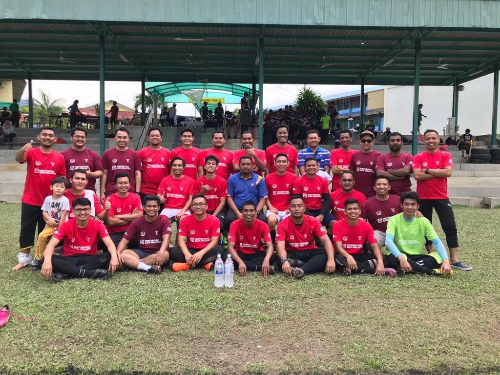 saseroba's tweet photo. Selamat ulangtahun kelahiran yang ke-40 cikgu kesayangan kami semua, cikgu Shahrul Hazry🎂
Semoga umur panjang, murah rezeki & segala urusan dipermudahkan.
#Saseroba https://t.co/OWszZ6Ompf