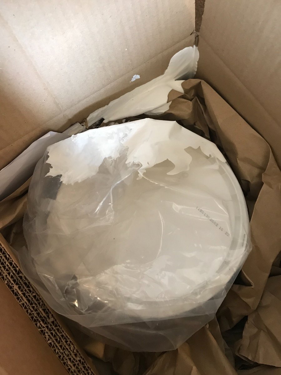 MVHarvey's tweet photo. @Homebase_uk This is an absolute disgrace. Both paint tins arrive exploded, one seeped through the cardboard box. https://t.co/zuOSGogVqp