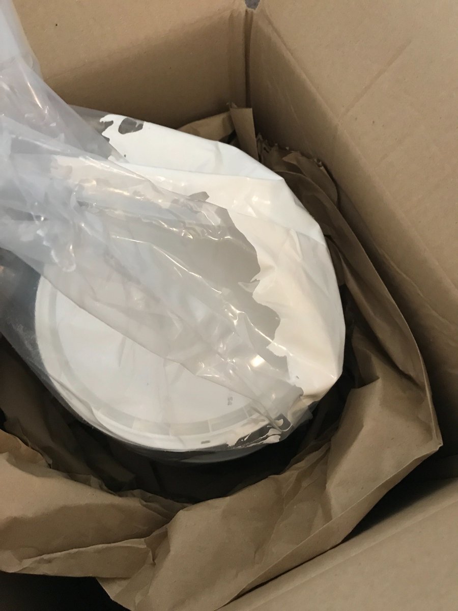 MVHarvey's tweet photo. @Homebase_uk This is an absolute disgrace. Both paint tins arrive exploded, one seeped through the cardboard box. https://t.co/zuOSGogVqp