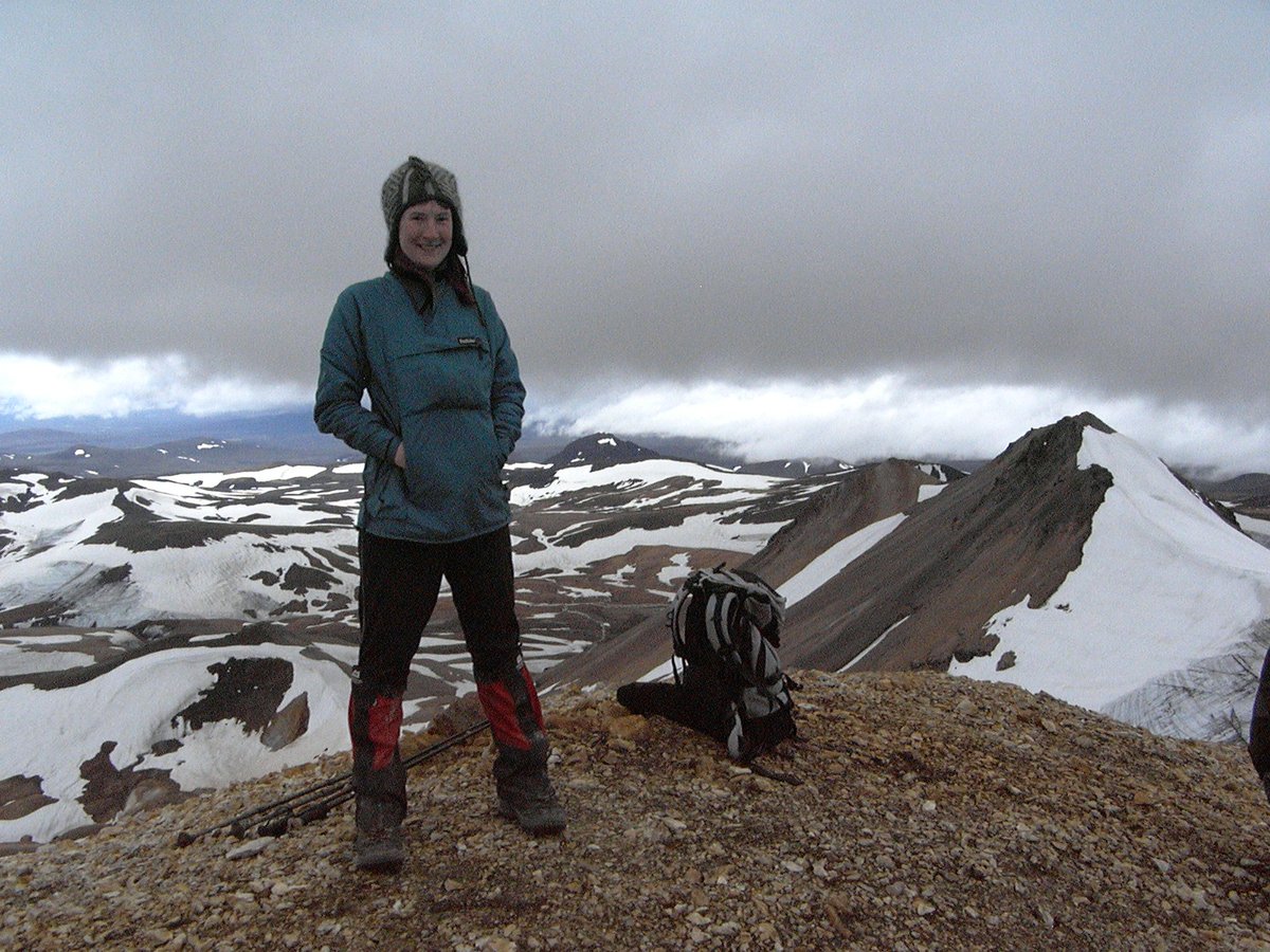 TheNobleGasbag's tweet photo. Apparently, @AAPG think women don't want fieldwork "miles and miles from everywhere". So here's a photo from my PhD fieldwork: 8-hr 4WD bus journey from Reykjavik, then a 4-hr 4WD jeep journey; then 1 hr hike to wildcampsite, and another 4-hr hike to the peak. #FemaleGeologist https://t.co/2PXKnQ57Q3
