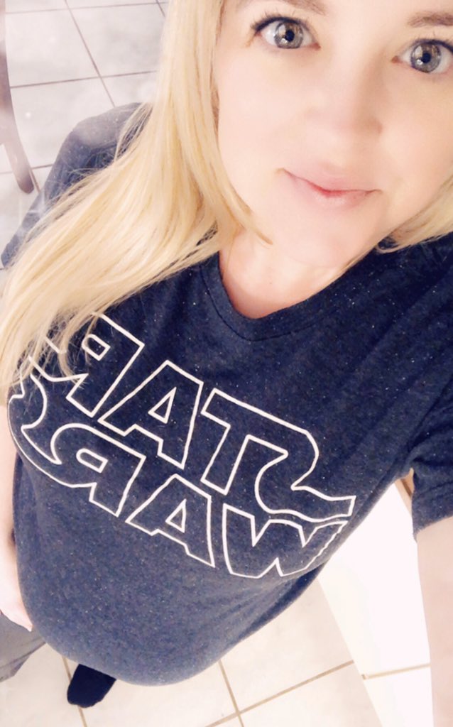 KatrinaS_OneFLA's tweet photo. Ready for this Monday & #MayThe4thBeWithYou #Maythe4th #getstartedearly #FuerzaFuriosa #MiamiBiz #MiamiBIR #BEASTintheEAST #wegotthebiz #BizwiththisMomma https://t.co/nRKvWbDBuK
