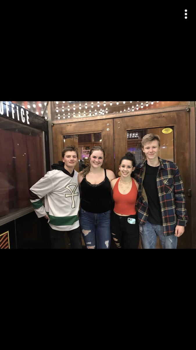 ElliotBernaiche's tweet photo. Happy Birthday @bellarose5402 ❤️ btw the last photo is evidence that u beat me😂 https://t.co/xyA3w63vA5