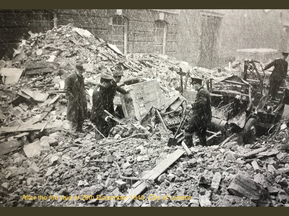 squaremileplod's tweet photo. Remembering the heroes with grimy faces on #FirefightersMemorialDay #FMD20 #FMD2020 https://t.co/jNy57o1jVH