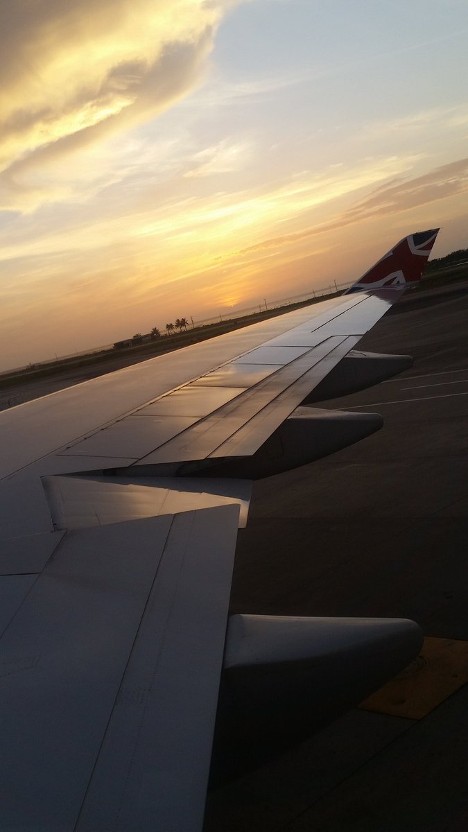 NakisUltimate's tweet image. Let me just bless the tl with a few scenes from Jamaica 🇯🇲 are we catching this flight next year or what?