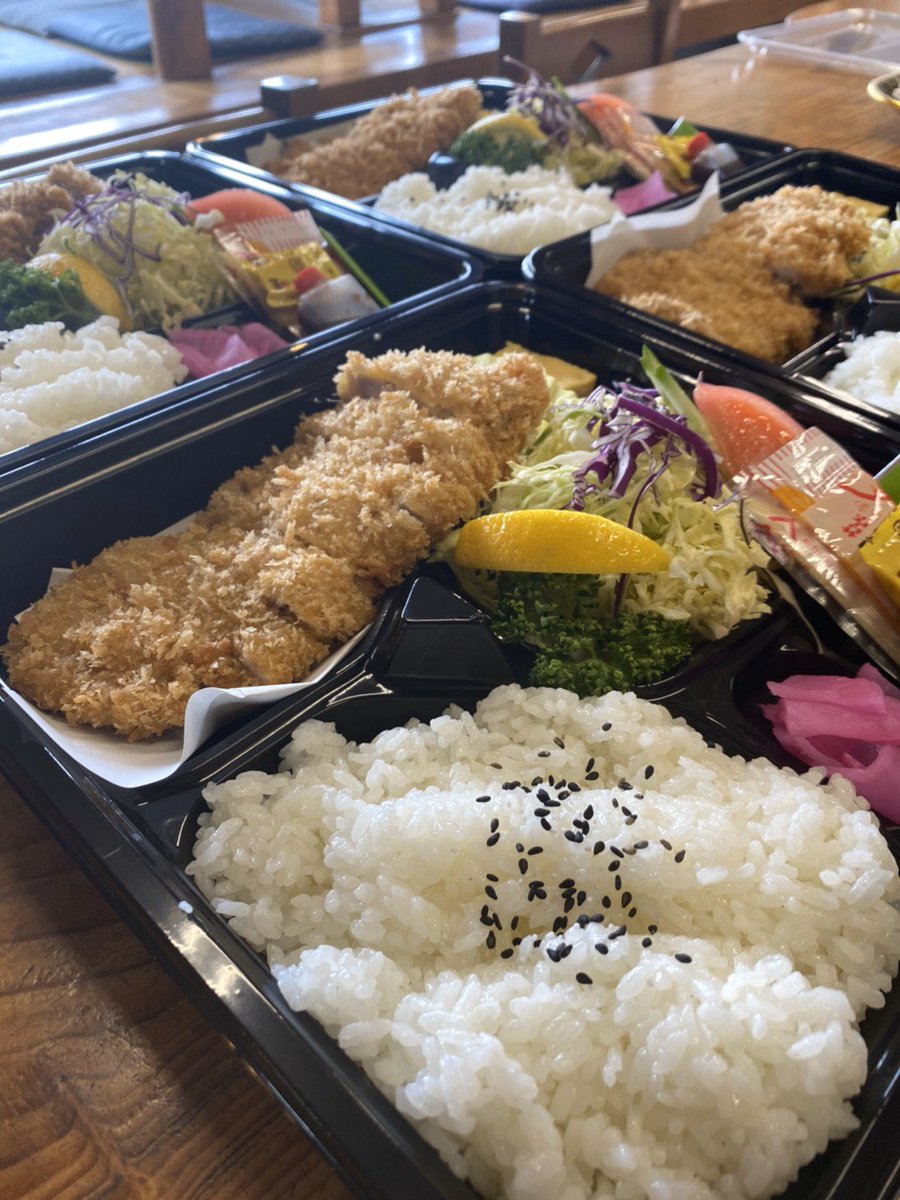 0728Fukiru's tweet photo. #とんかめ#弁当#テイクアウト

茨城県小美玉市の「とんかめ」です。　
この度自粛要請延長につき、お酒のお供などもテイクアウトメニューに追加しました。　
お気軽にご連絡ください！！
よろしくお願いいたします。 https://t.co/tEYa9GWkGW