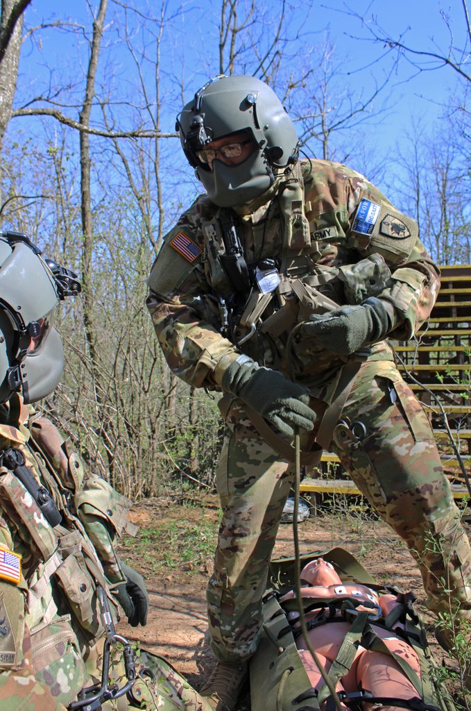 SpecWarAirmen's tweet photo. Troops doing Hoist work in Kosovo, near Camp Bondsteel. The 3rd picture I took of Camp bondsteel in the late 90s. #timeflies #kfor #campbondsteel #usarmy #usairforce #aimhigh #combatcontroller #specialwarfareairmen #10thgrp #specialforces #pararescue #medevac #dustoff https://t.co/7c6mNzmGRJ