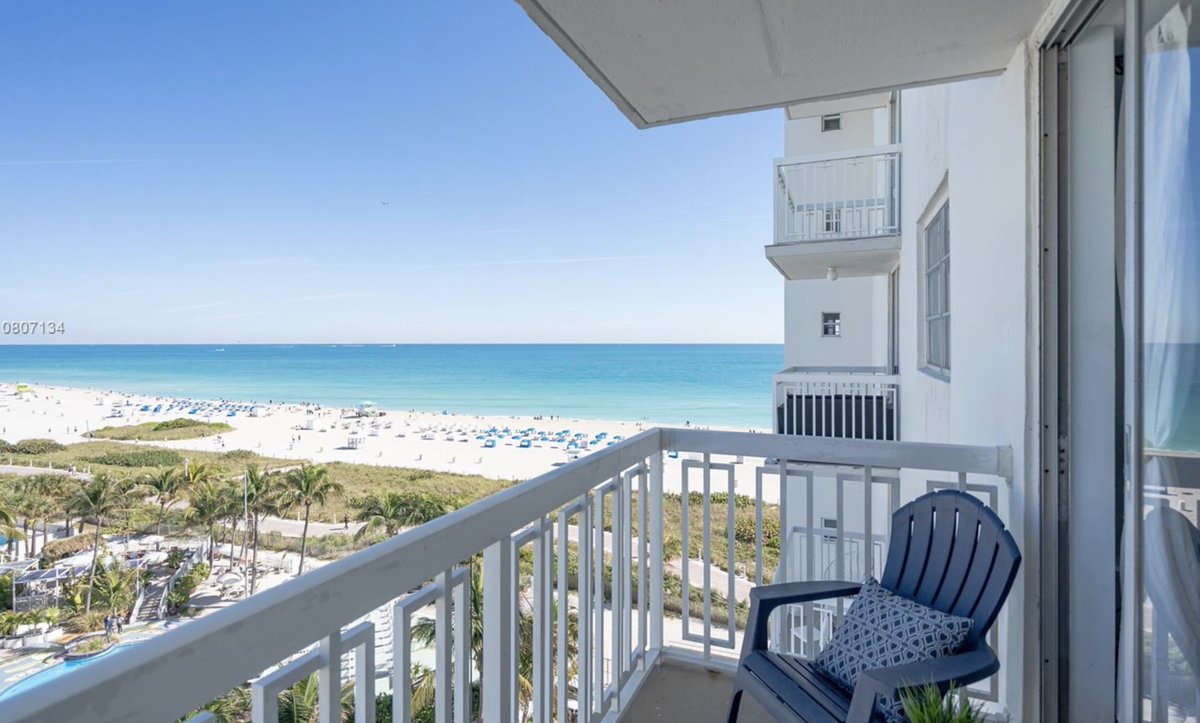 SiddonsRealtor's tweet photo. Oceanfont pied-a-terre in South of Fifth!!
➡️401 Ocean Drive #920
➡️1 Be | 1 Ba | 655 SF
➡️$349,999
➡️Furnished
https://t.co/sHFSOIt8qa
📞Stefania Cambarau 305.965.1232
#miamibeachcondos #southbeachcondos #miamibeachrealestate #oceanfrontcondos #miamicondoinvestments #southbeach https://t.co/ZghsJkV98m