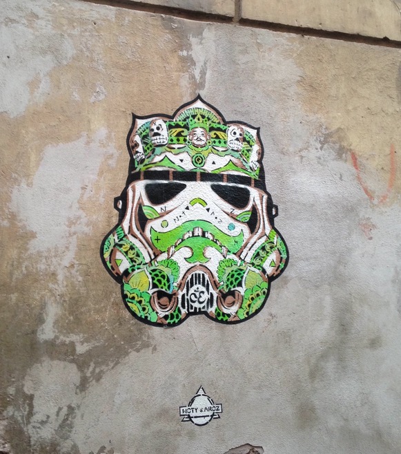 MuriSicuri's tweet photo. #MayTheFourthBeWithYou 
street art in tema con lo Star Wars Day!!!
#MayThe4thBeWithYou https://t.co/DDkObpxXYT