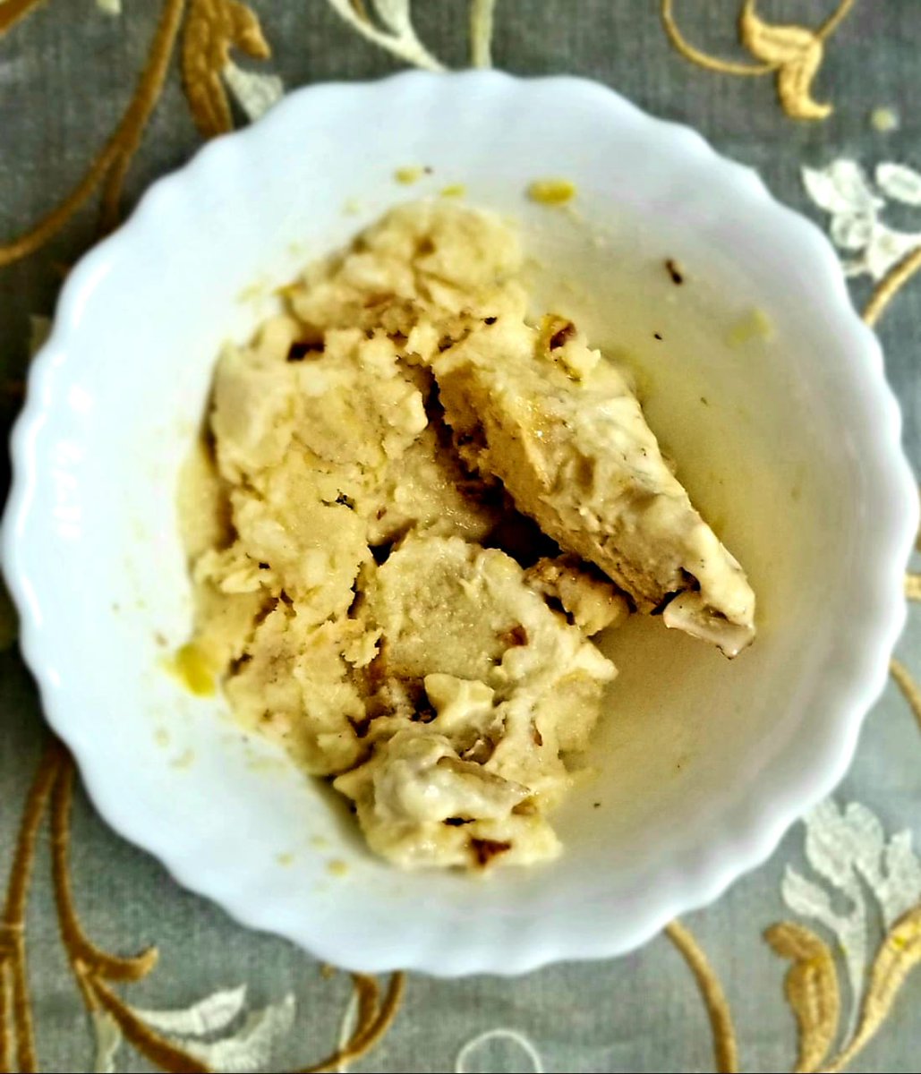 PatrakarKaDhaba's tweet photo. Shehad-Badam-Khajoor Kulfi by *J&S* 👫
Pista Kulfi by *J&S* 👫
#CookEatProsper
#Shehad #Badam #Khajoor #Kulfi #DryFruit #Pista #Kulfifun #Dessert #IceCream #Sweet #HomeMade #Kesar #Healthy #Tasty #Food #Foodie #Indian #StayAtHome https://t.co/tBalOVDvrf
