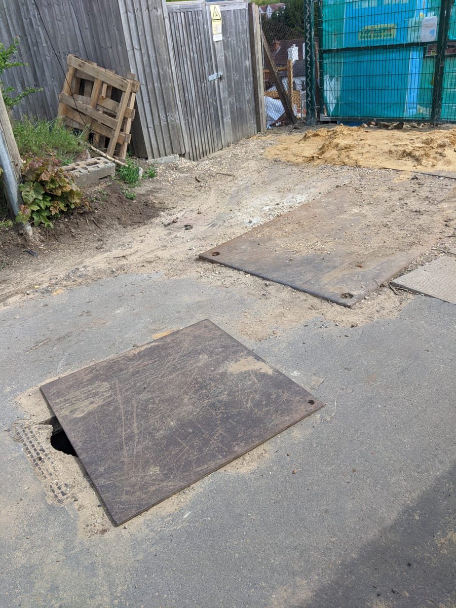 KayBull1979's tweet photo. @MoleValleyDC this picture is of how the workmen have left the road. Nower Rod at the top of the struggle. Massive hole on the path and a total mess. Please sort this out before someone gets injured https://t.co/k7OKsAFYs1