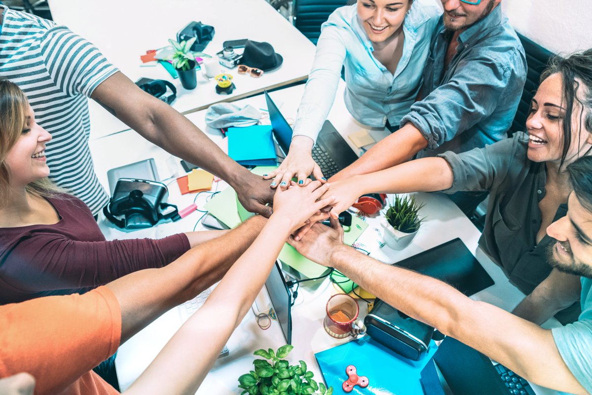 MastersScale's tweet photo. Many people have asked us why we started Masters of Scale? Well, the answer is simple: to accelerate high-impact entrepreneurship through a community of passionate serial entrepreneurs and experts. Do you share our passion for entrepreneurship? #blitzscaling #scaleups #startups https://t.co/xMzYfO3Ayx