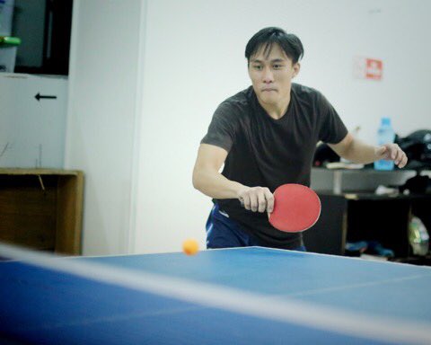 hangtuahbasket's tweet photo. Adu #pingpong ganda putra di mess sore tadi.

Stevan Neno (@stevanneno11)/Ary Sapto (@AGame10)

vs. 

Firman YS/Sevly Rondonuwu (@SevlyAdolf)

#Ramadan 
#DiRumahAja https://t.co/rjXRqSTMHO