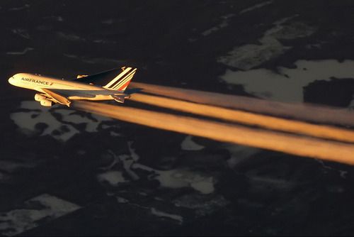 grescoe's tweet photo. “The airplane should no longer be a means of transporting [people] in 1 hour 15 minutes which could be done at lower cost of CO2 by train in 2 hours 30 minutes. This must be the rule and we will enforce it.”
— #France's finance minister
Exactly—bravo!
https://t.co/5ljV6JmIZK https://t.co/UWWY94Wwbx
