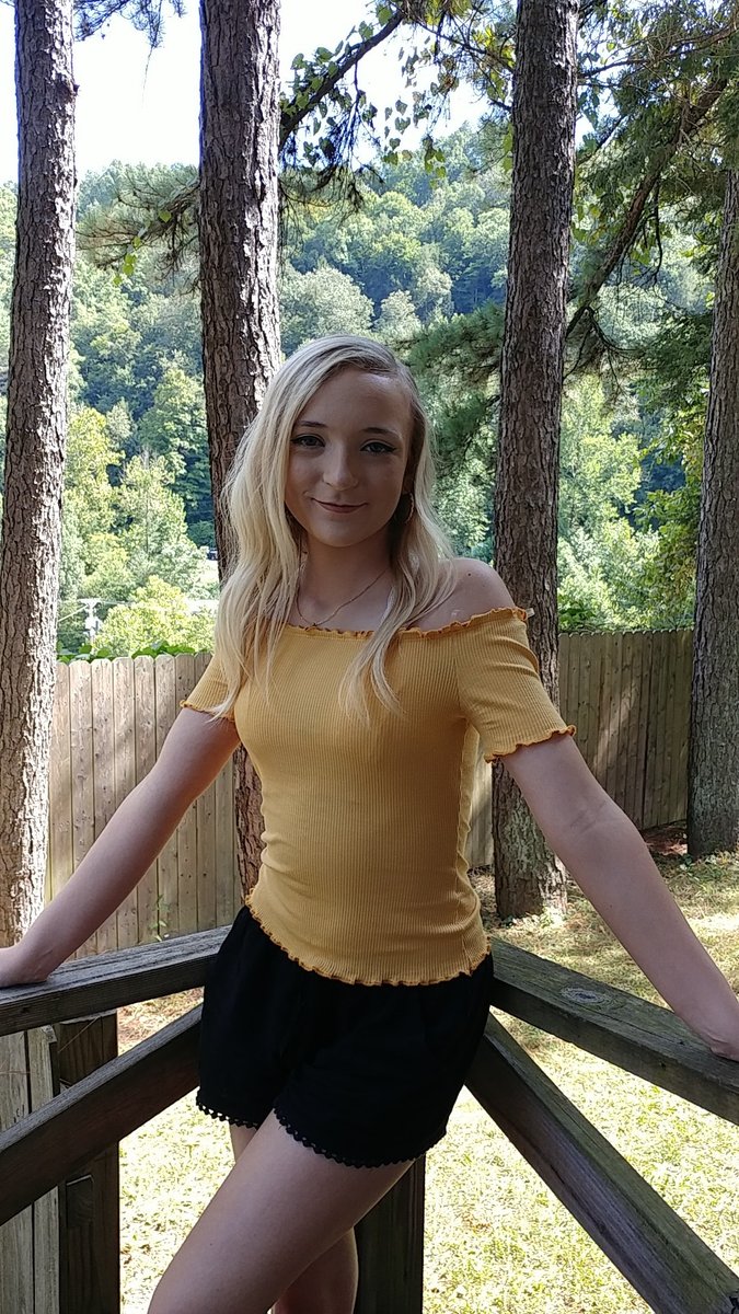 Alexandria Perrigan has been a member of the Beta Club for 4 years... to read her full bio visit our Facebook or Instagram pages! On behalf of Ridgeview Beta, we wish you the best of luck Alexandria, and remember to continue to Lead by Serving Others! #rhsbeta #seniorspotlight20