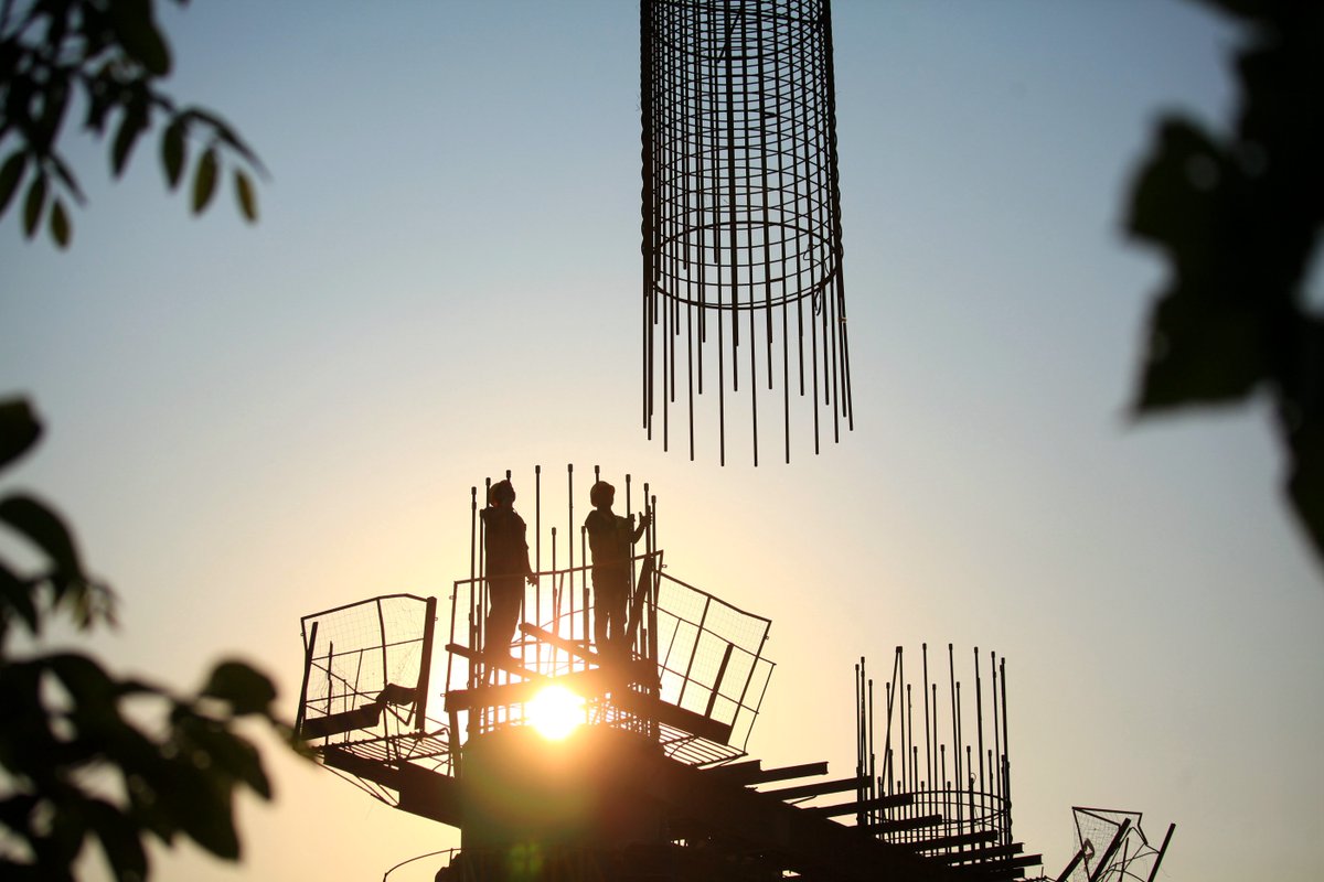 XHNews's tweet image. China is winning its war against #COVID19 which scientists say is natural in origin, but the country has to battle another "virus" that stems from Washington. Read our headline story: "Cover-up," a label China shall return to the White House xhne.ws/gp9JF