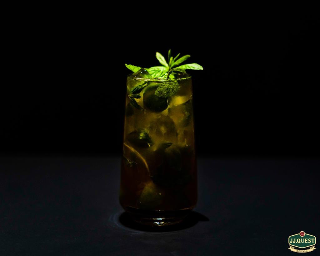 JJQUESTCMR's tweet photo. WHEN YOUR MOJITO COMES CORRECT 🥰
Crafted by our very own Chief Mixologist @mralexanderquest for Cocktail Hour on @visiterlafrique
📸 Daniels Studio
#DrinkResponsibly 🤗
#VisiterLAfrique #Douala #cocktail #cocktailhour #HomeMadeCocktail #JJQUEST https://t.co/917BaTDKHe