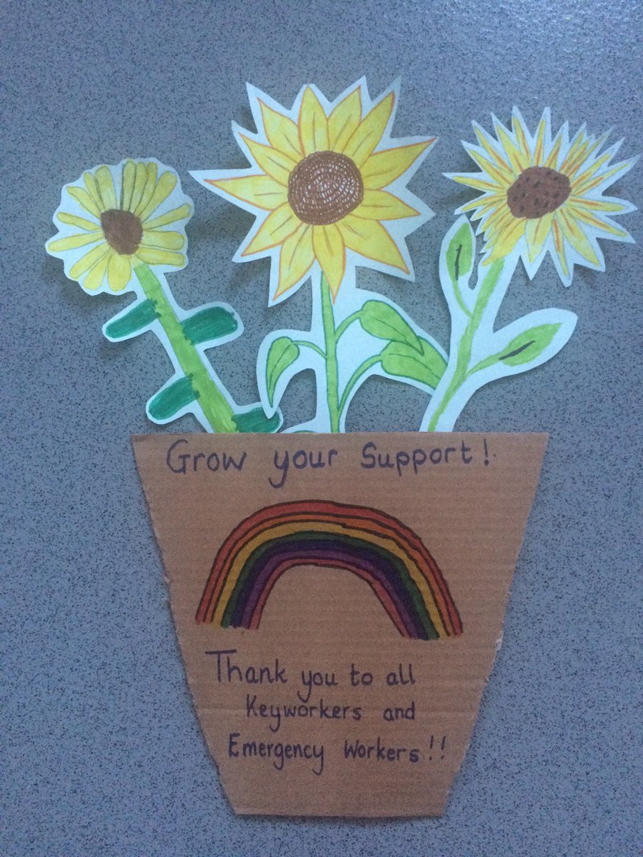 Mrssmit86551830's tweet photo. Thank you so much Great Yarmouth police for our sunflower seeds. Two very happy and excited children ππ»ππ
@GYarmouthPolice
#GrowYourSupport https://t.co/HkCq3CJnt8