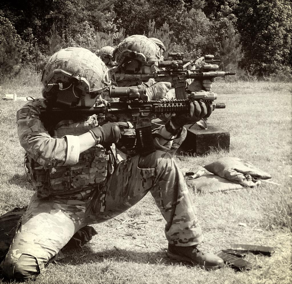 USArmy's tweet photo. Just like leg day, #Rangers will not skip range day! 

#RLTW!

📸 by 3d Ranger Battalion

#Ready2Fight @USASOCNews https://t.co/LAhHMDBmG6