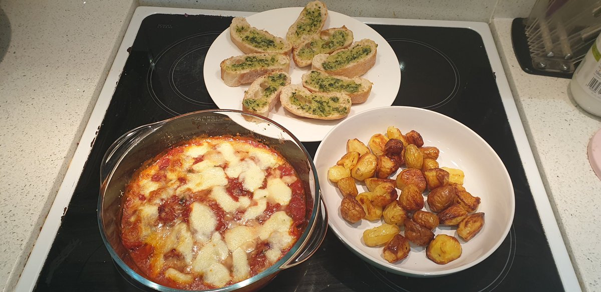 sidawayj's tweet photo. La mia festa italiana -  Aubergine parmigiana and Pesto Bruschetta @MoretonMFL @MoretonSchool https://t.co/OcrT2alKmT