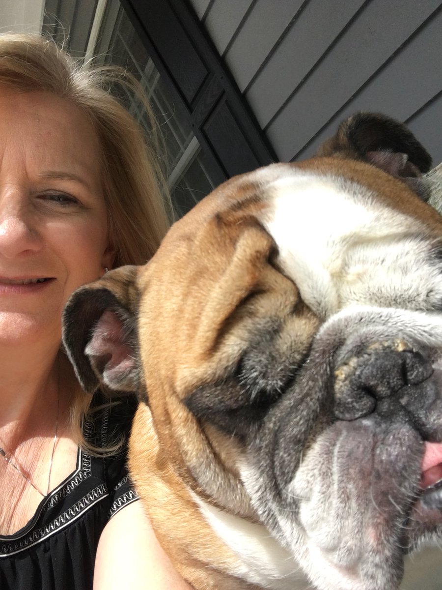 Tracy Mock tweet media