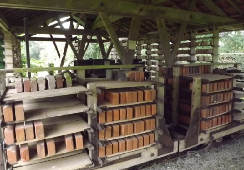 / Musée de la semaine /
C'est la Maison de la brique (Saint-Martin d'Aubigny - 50) qui est à l'honneur cette semaine sur le site du <a href="/reseaudesmusees/">Réseau des musées de Normandie</a>. A découvrir ici ➡ bit.ly/2KZGmlO 🙂
#Normandie
#Patrimoine
@MancheTourisme 
<a href="/Normandie/">life</a>