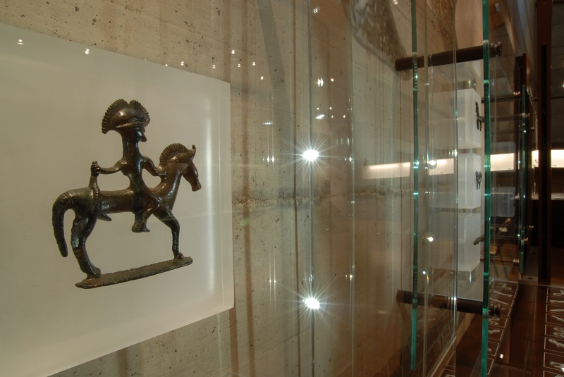 Beniarcheo's tweet photo. #iorestoacasa #mueichiusimuseiaperti #chiusinonfermi #laculturanonsiferma #archeologiatrentino #museoretico
Buon inizio settimana. Oggi vi parleremo di un aspetto particolarmente interessante dei Reti: la religiosità e la sfera del sacro. https://t.co/hmrRC4Fnah