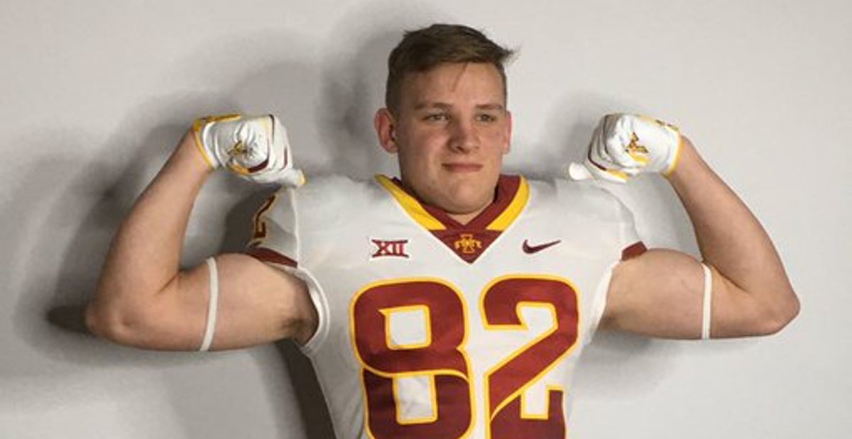 Iowa State sees a lot it can develop with Johnston (Iowa) tight end commit Tyler Moore. In fact, the 6-foot-5 in-state prospect is already growing with his 6,700-calorie intake. More on that and his fit with the Cyclones: bit.ly/3diEPDd