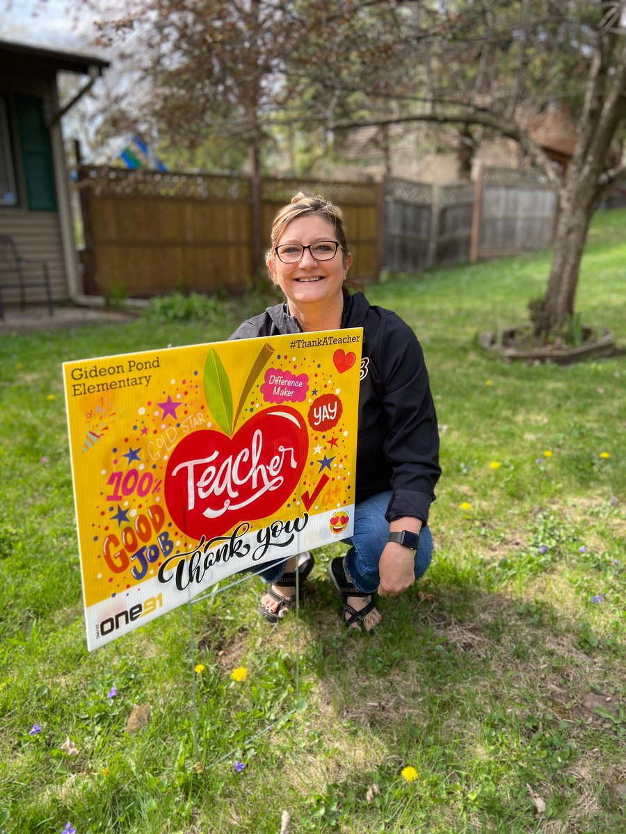 ISD191's tweet photo. This week, May 4-8, is #TeacherAppreciationWeek! ❤ 

Join us in recognizing &amp; celebrating #One91 teachers, who have boldly responded to the challenges of distance learning - putting relationships first &amp; continuing to educate students while they learn at home! THANK YOU! ���🏽 https://t.co/CJnUrbkNXw