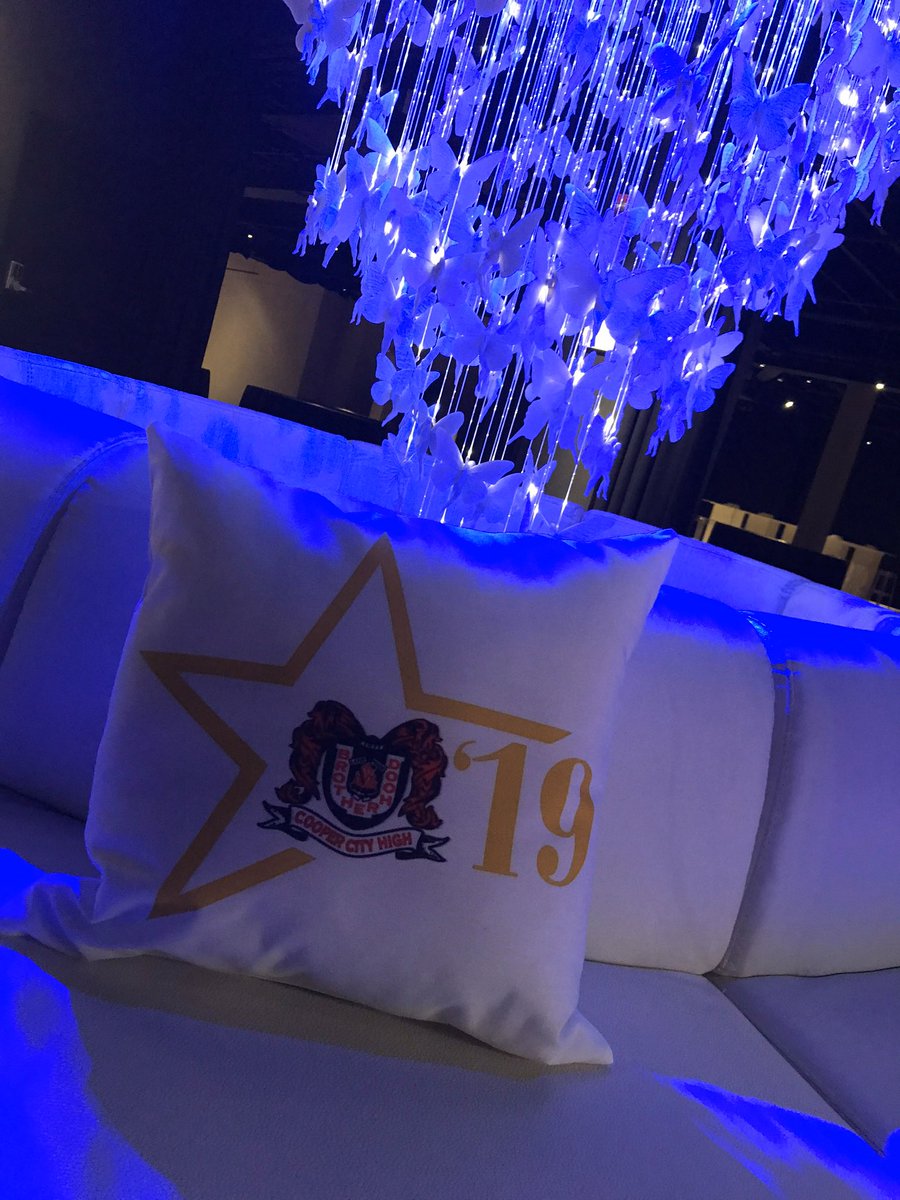 cchs2019's tweet photo. 2019 Prom one year ago today! https://t.co/OeVDGw83hv