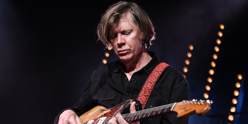 Anotherzik's tweet photo. Et Bim, un titre inรฉdit de #ThurstonMoore vient de tomber.
Enjoy, like et partage en masse.
#MayDaze
https://t.co/01ii8yByaO https://t.co/FpgcukxVqA