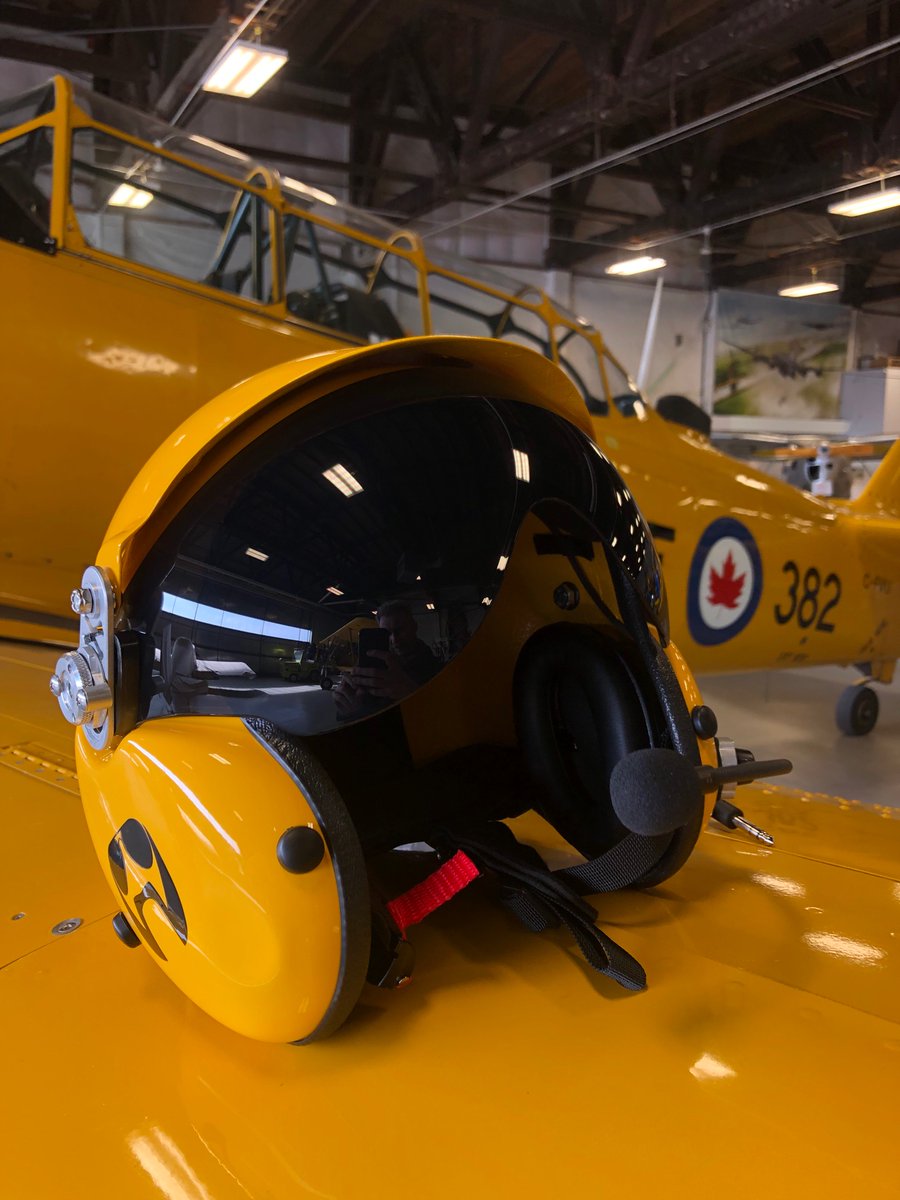 FlightChops's tweet photo. Can confirm!  And I am stoked that my new helmet from @TacAero has a @BoseAviation A20 built into it.  Sounds great even at take off power in the T6 / Harvard with prop tips breaking the sound barrier a few feet in front of me :) https://t.co/KJxQFLejvF
