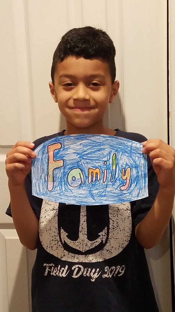 OaksSchool3's tweet photo. #OSDOneWordProject https://t.co/gHnnQ0D9WG