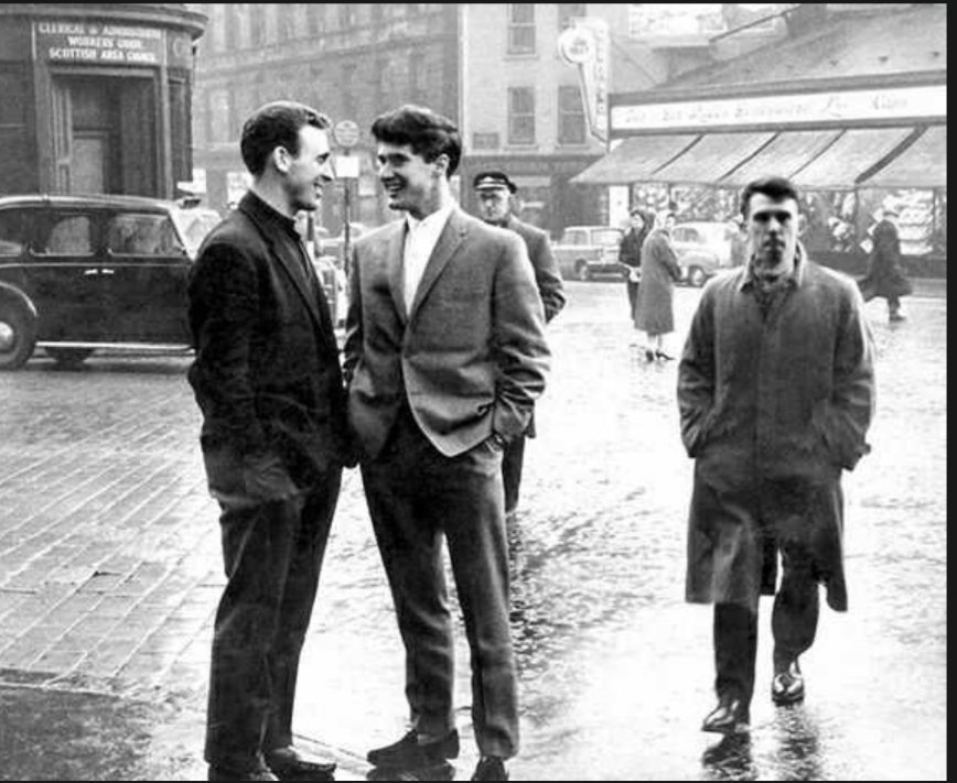 Glenthompo7's tweet image. Paddy Crerand and Jim Baxter together in the 60's.
Is Ryan Jack a time traveller? 

@RangersFC @_IbroxLoyal @ibroxrocks @RangersCulture @rangersfanpage5 @UnionBears  #RT #rangersfamily 🇬🇧⚽️👏🏼💙