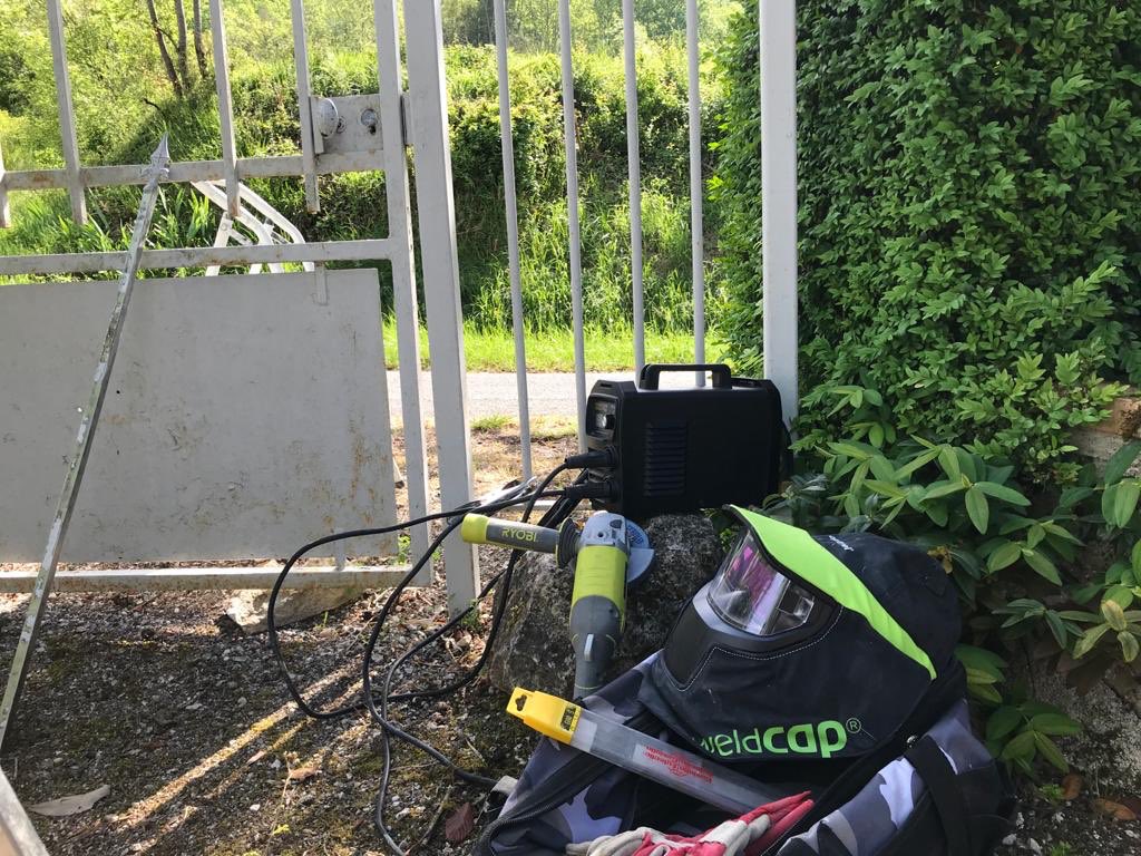 MetConnectLtd's tweet photo. The boss still welding away during lockdown. https://t.co/cFsmDWHHbi