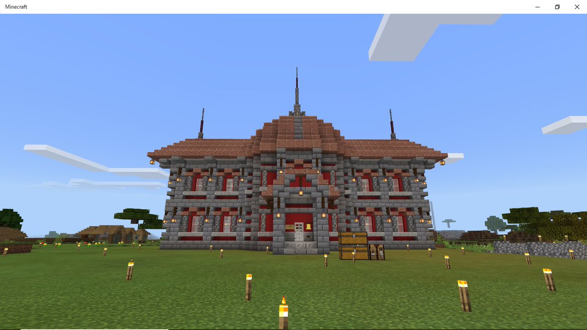 YARF_Yamori's tweet image. 完成してだいぶ経つけど統合版のマルチで作った自宅。
内装は引っ越すのが面倒くさくてカラッポ(ºωº)
触覚強調しすぎた。
#Minecraft統合版
#MinecraftWindows10