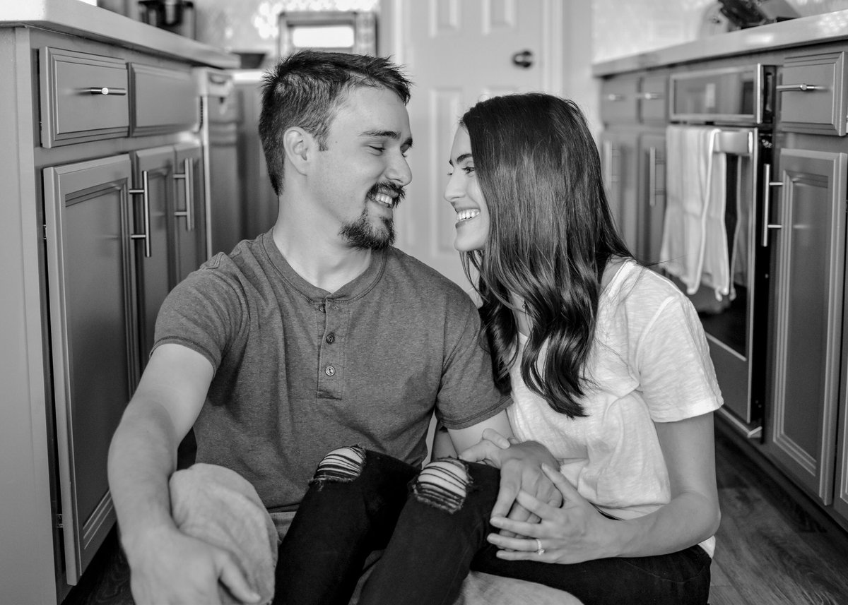 madisonmnunnery's tweet photo. Loving these B&amp;W lifestyle pics!! https://t.co/ymzR0K9Qql